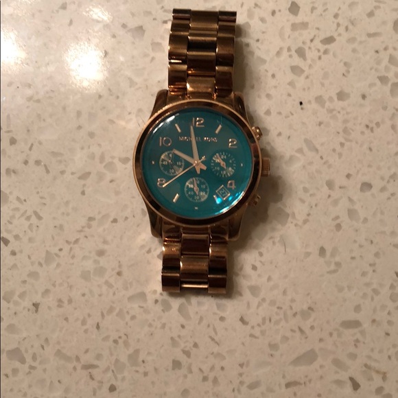 Michael Kors watch - Picture 1 of 3